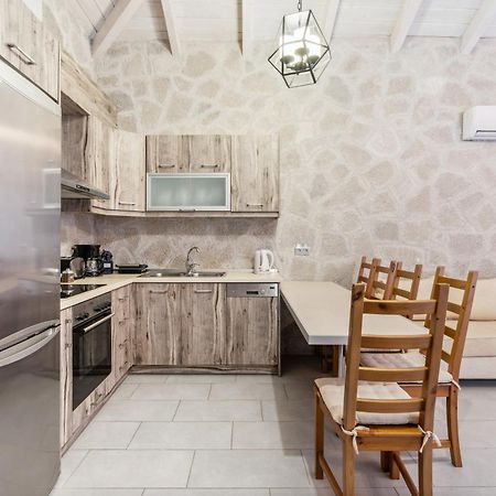Milos Paradise Luxury Villas Айос-Никитас Экстерьер фото