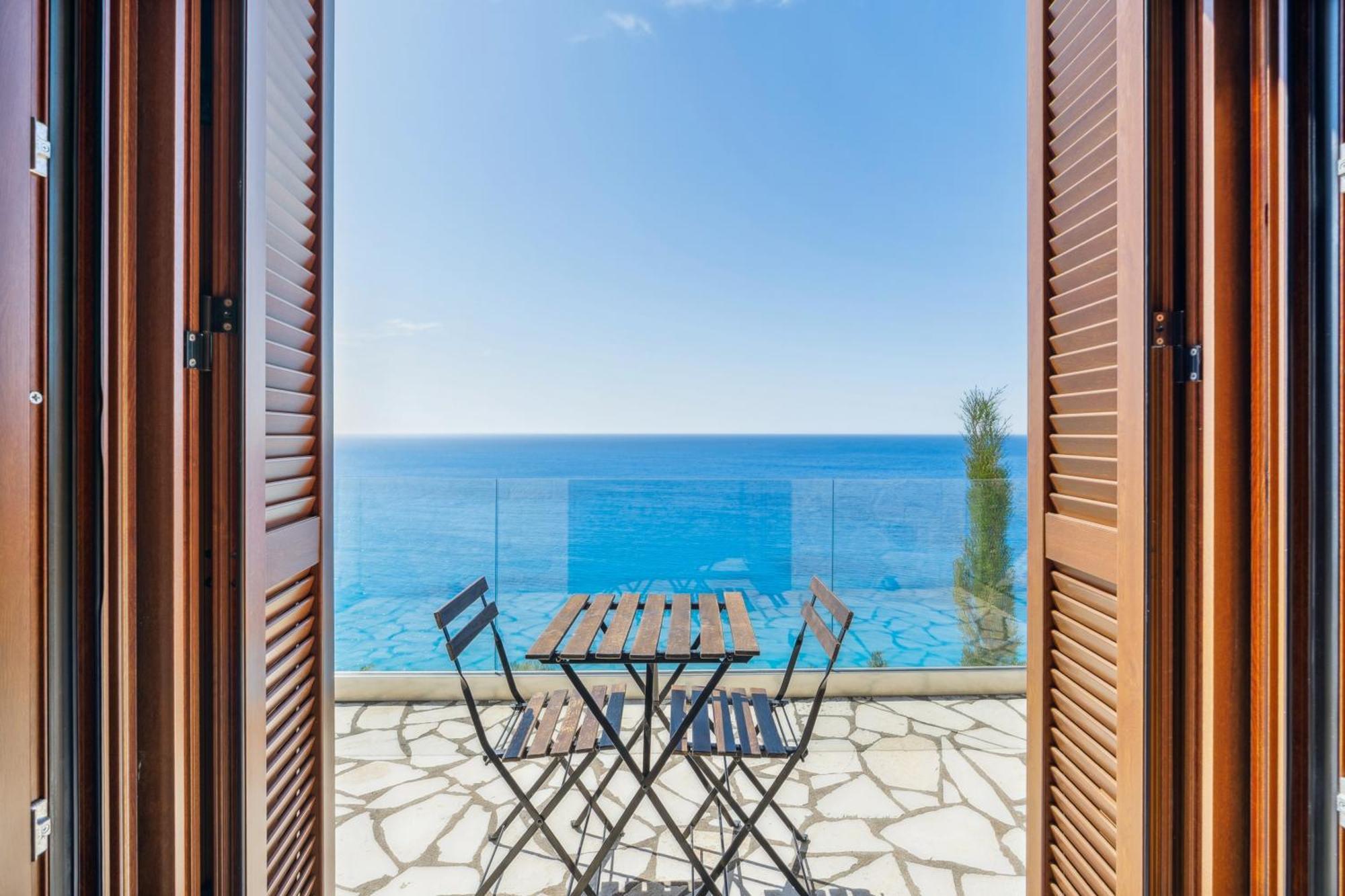 Milos Paradise Luxury Villas Айос-Никитас Экстерьер фото