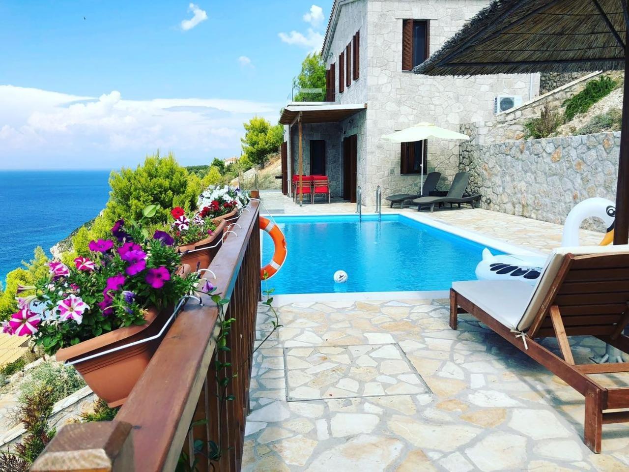 Milos Paradise Luxury Villas Айос-Никитас Экстерьер фото